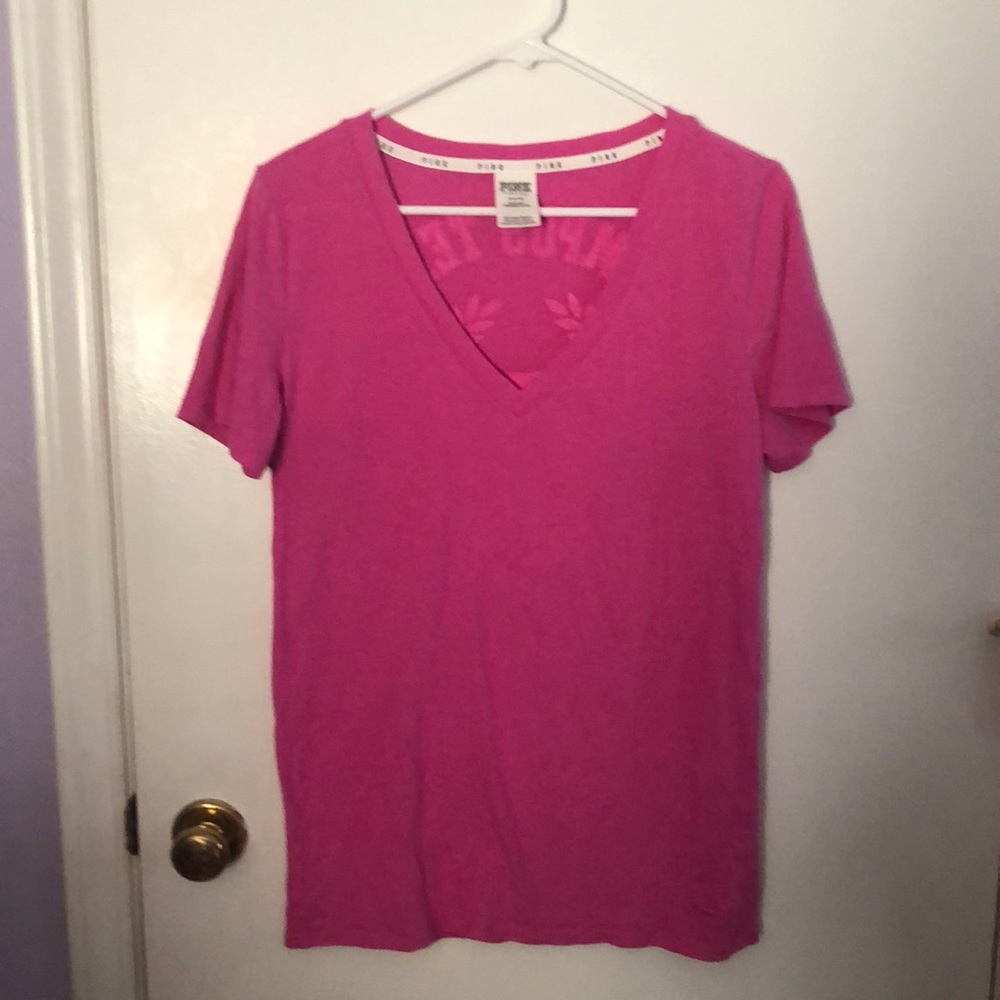 PINK Victoria’s Secret Campus Team V Neck top